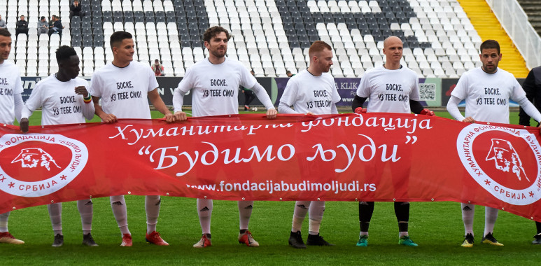 Fudbaleri Čukaričkog podržali humanitarnu organizaciju „Budimo ljudi“--